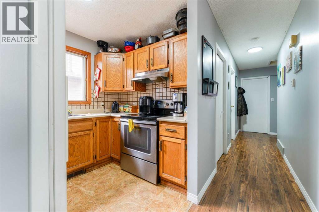 6087 Martingrove Road NE - 14
