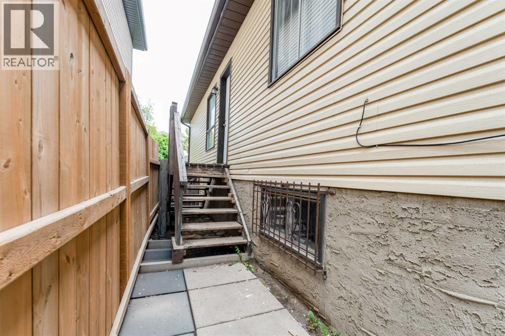 6087 Martingrove Road NE - 22