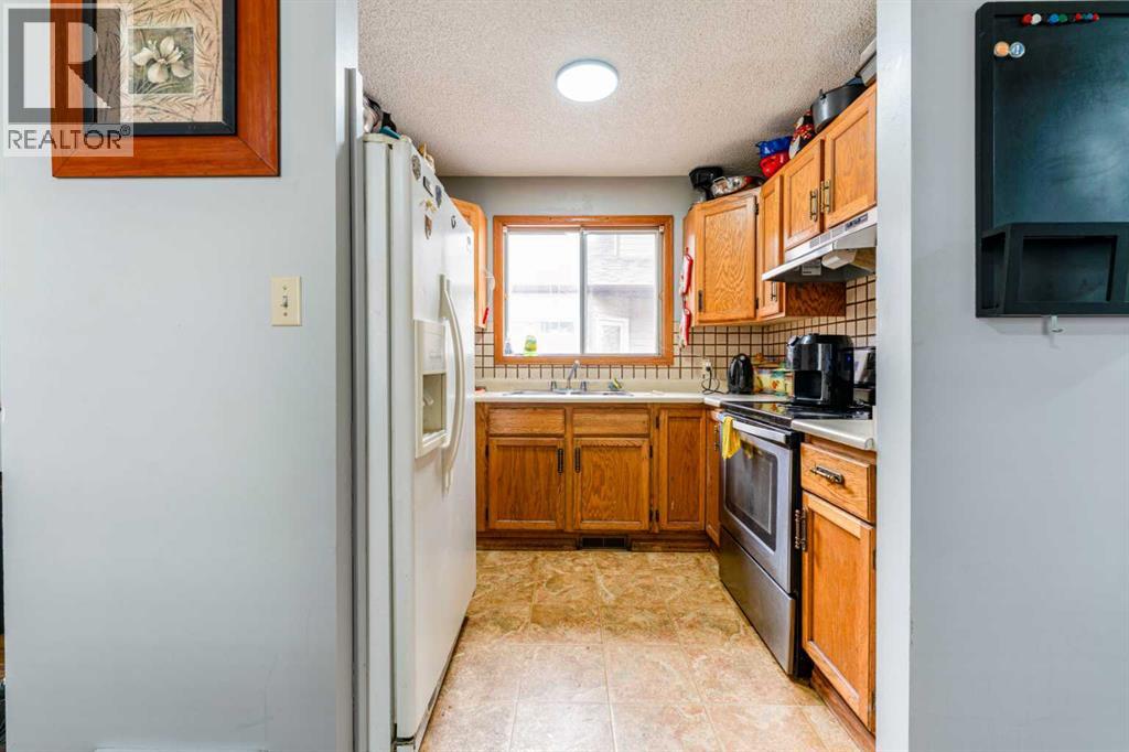 6087 Martingrove Road NE - 13