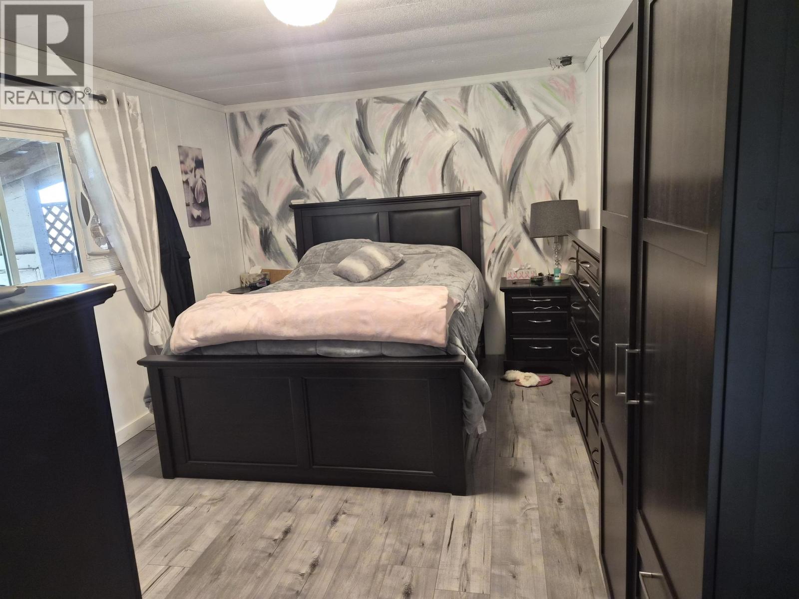 4920 DAMMS ROAD - 8