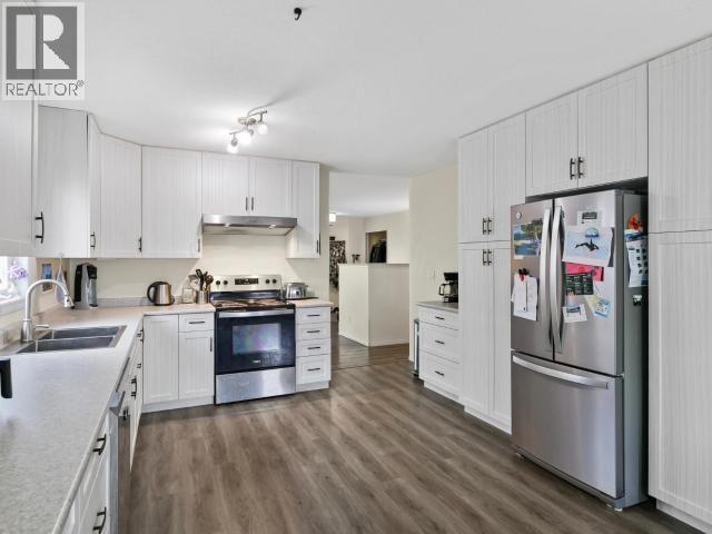 17 IRON HORSE DRIVE - Image 12