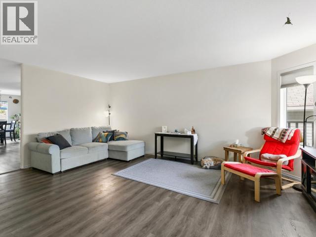 17 IRON HORSE DRIVE - Image 9