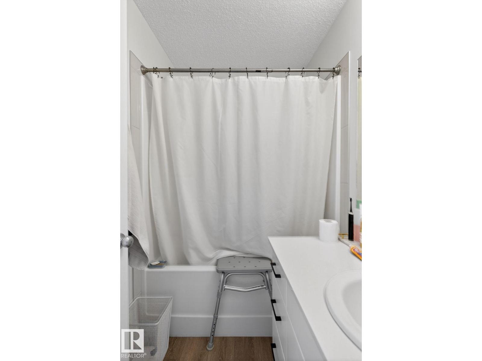#46 850 SECORD BV NW - 22