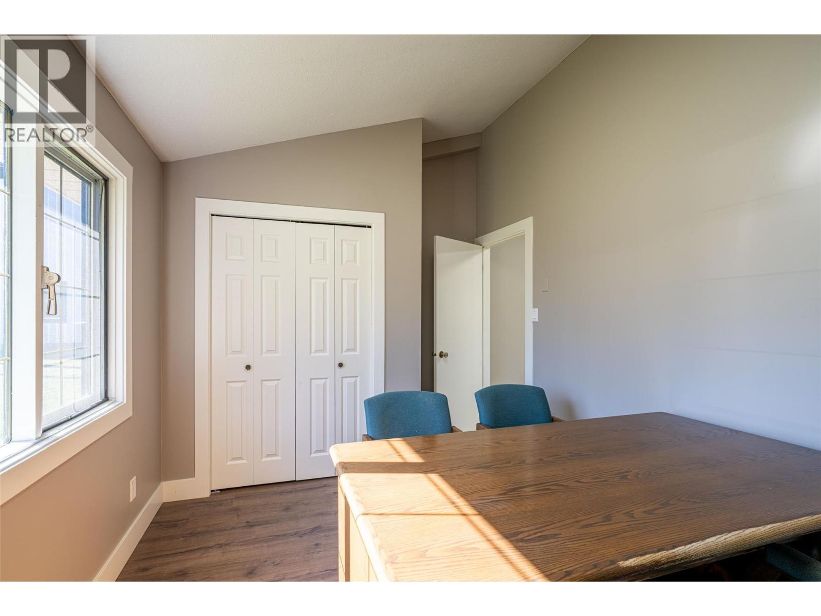 40 Gibson Road - 25