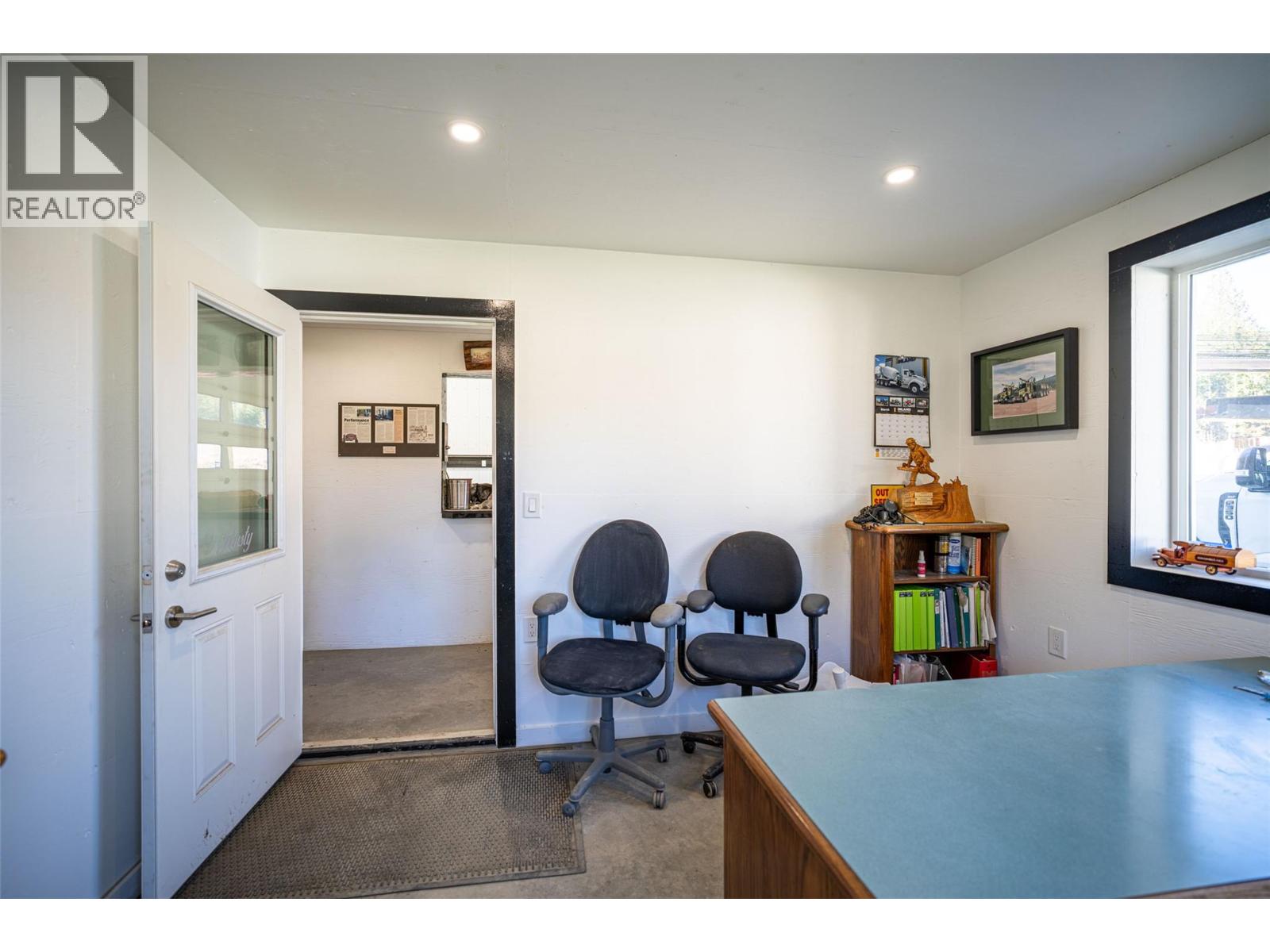 40 Gibson Road - 28