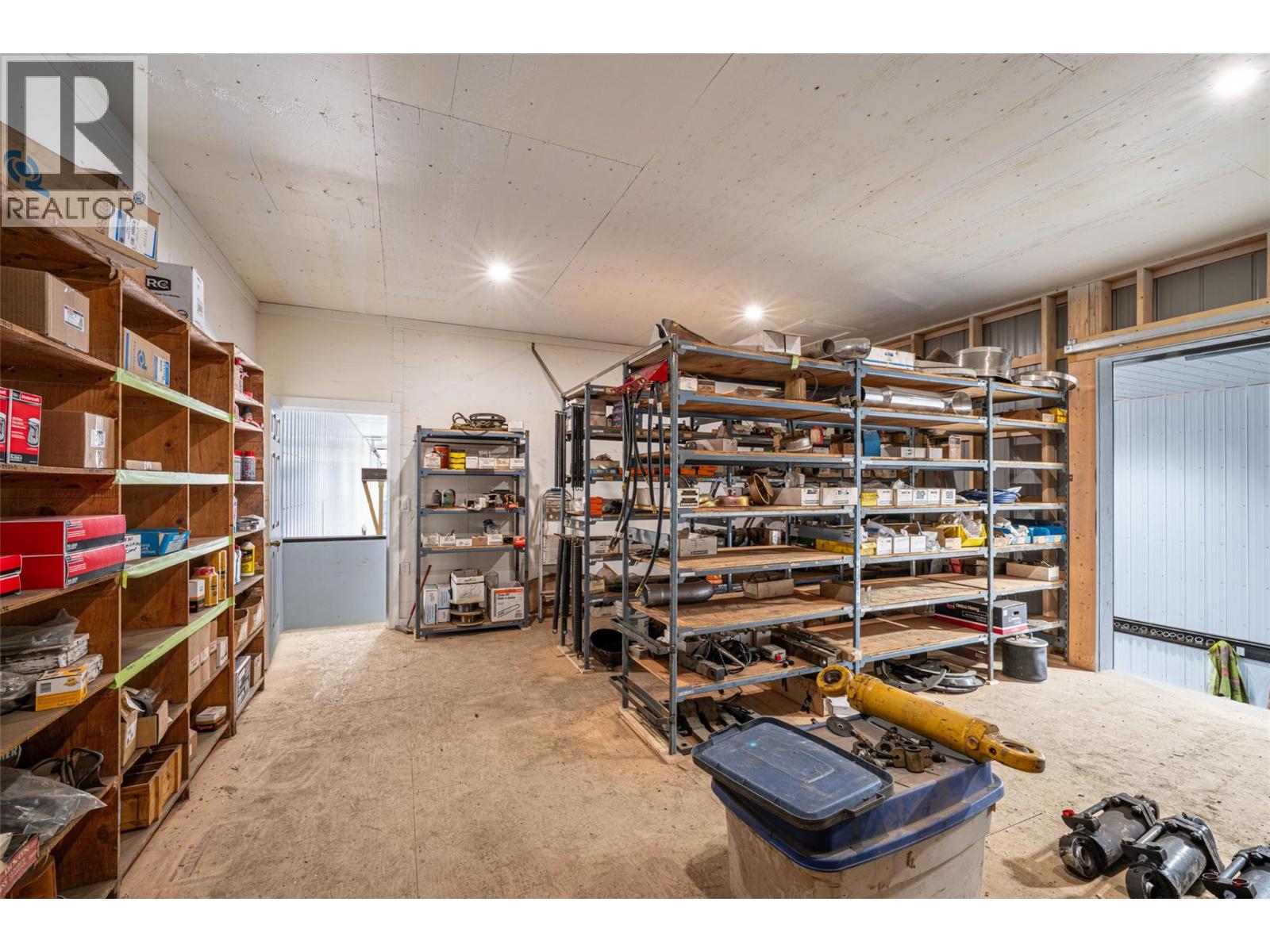 40 Gibson Road - 43