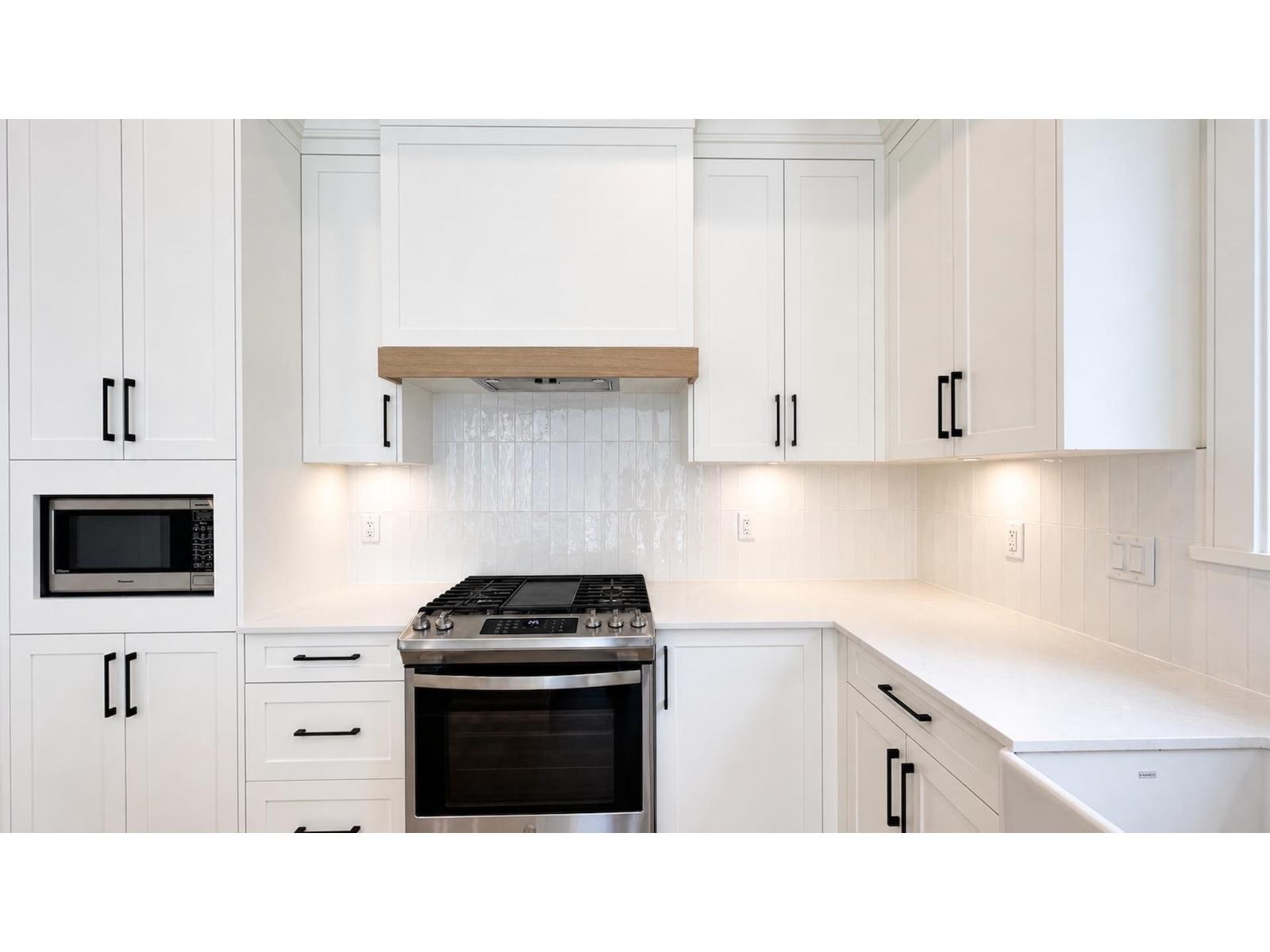 19664 76A AVENUE, Langley