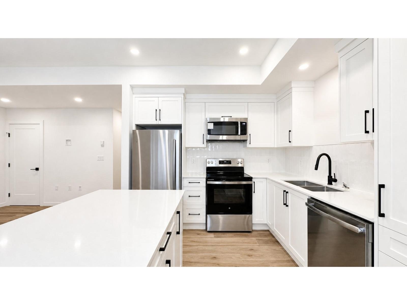 19664 76A AVENUE, Langley