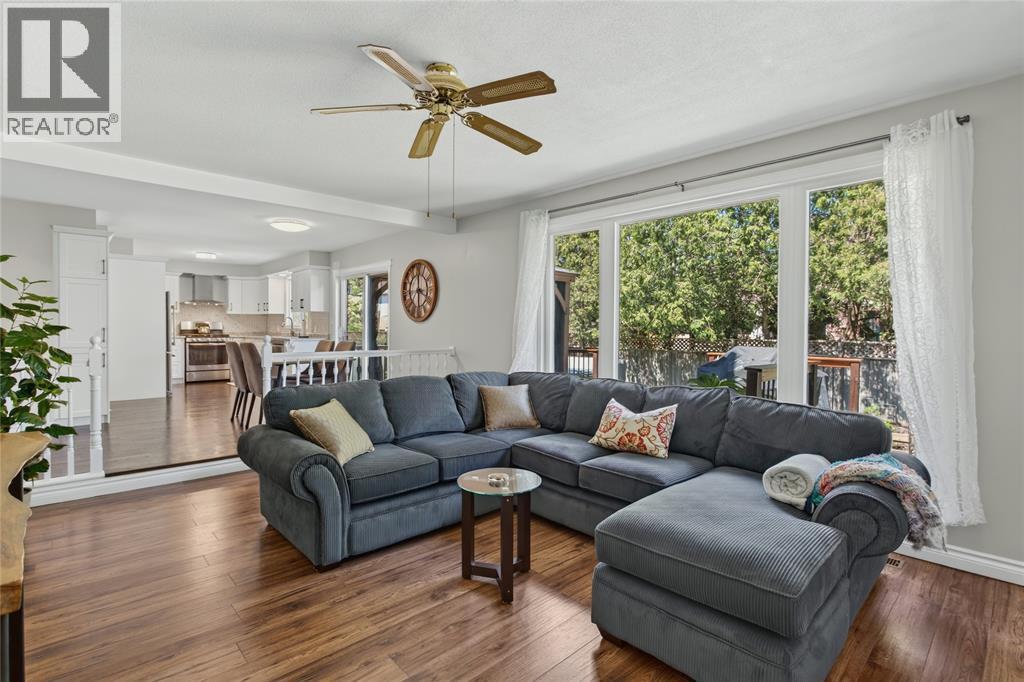 2636 STONERIDGE COURT - 19