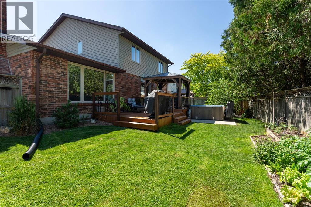 2636 STONERIDGE COURT - 38