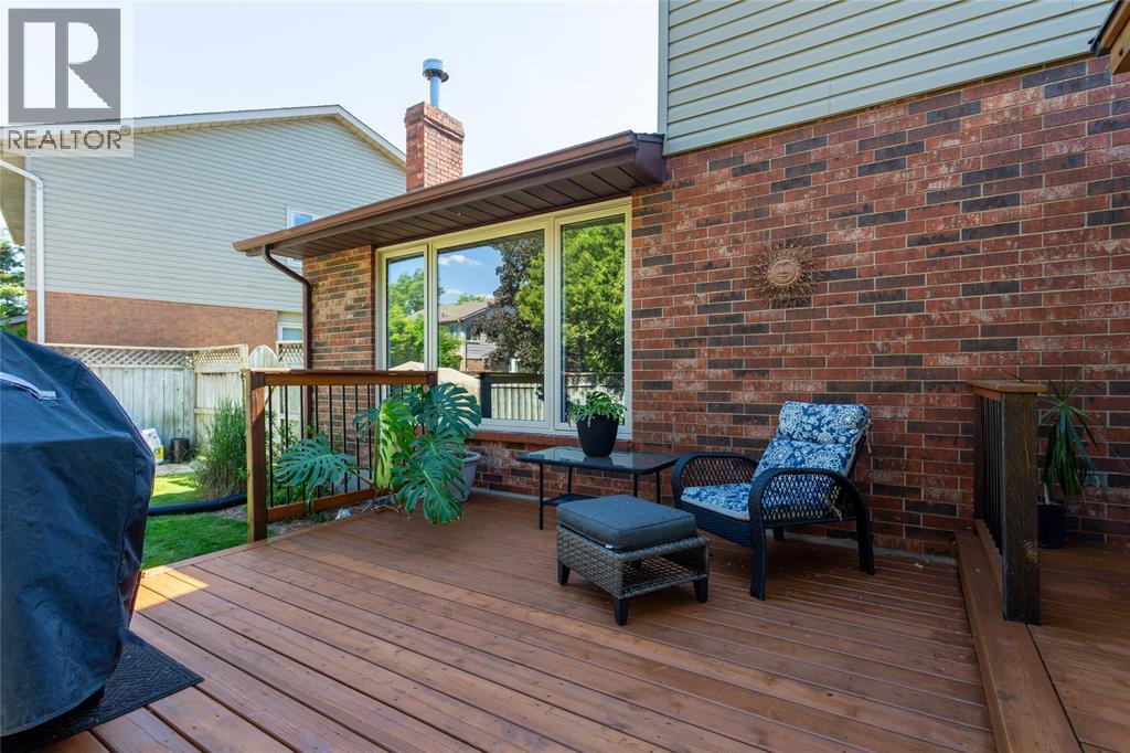 2636 STONERIDGE COURT - 37