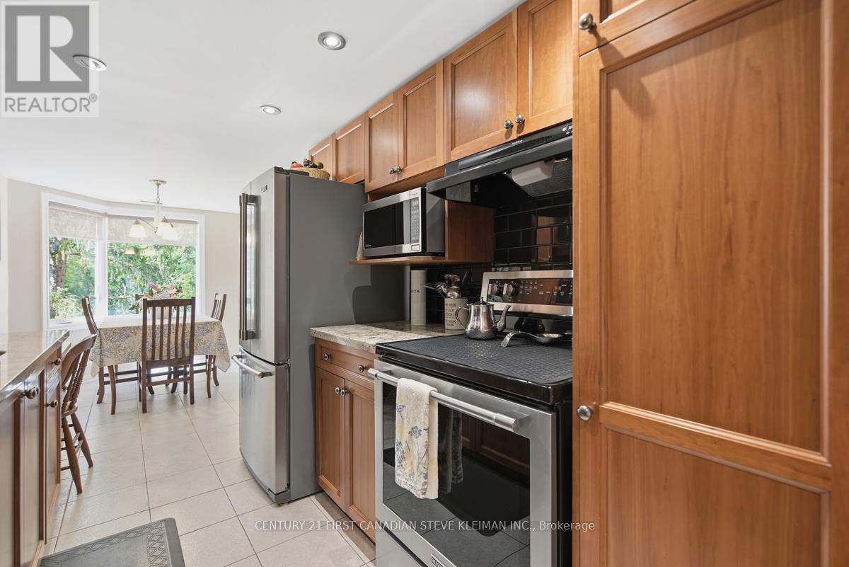 #309 693 WINDERMERE ROAD - 16