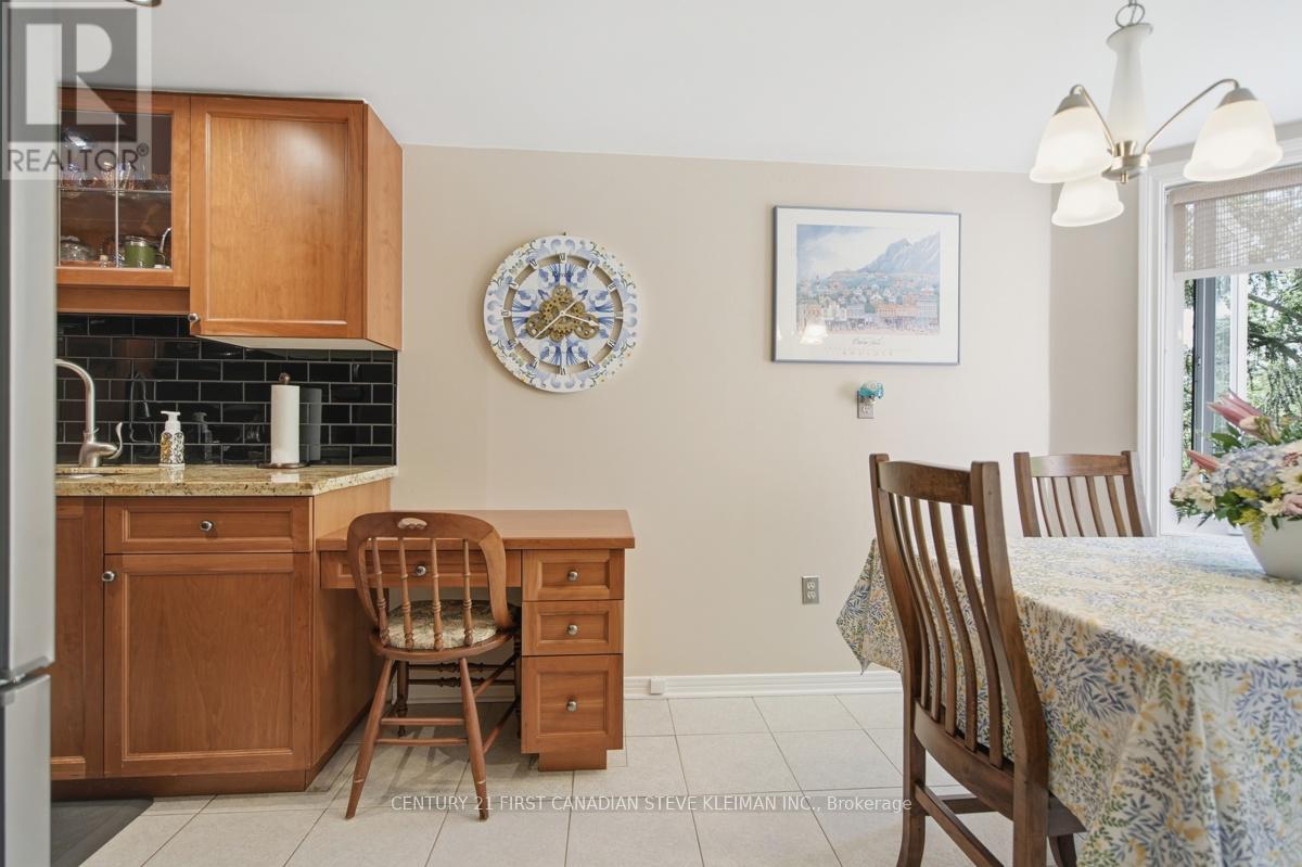 #309 693 WINDERMERE ROAD - 18