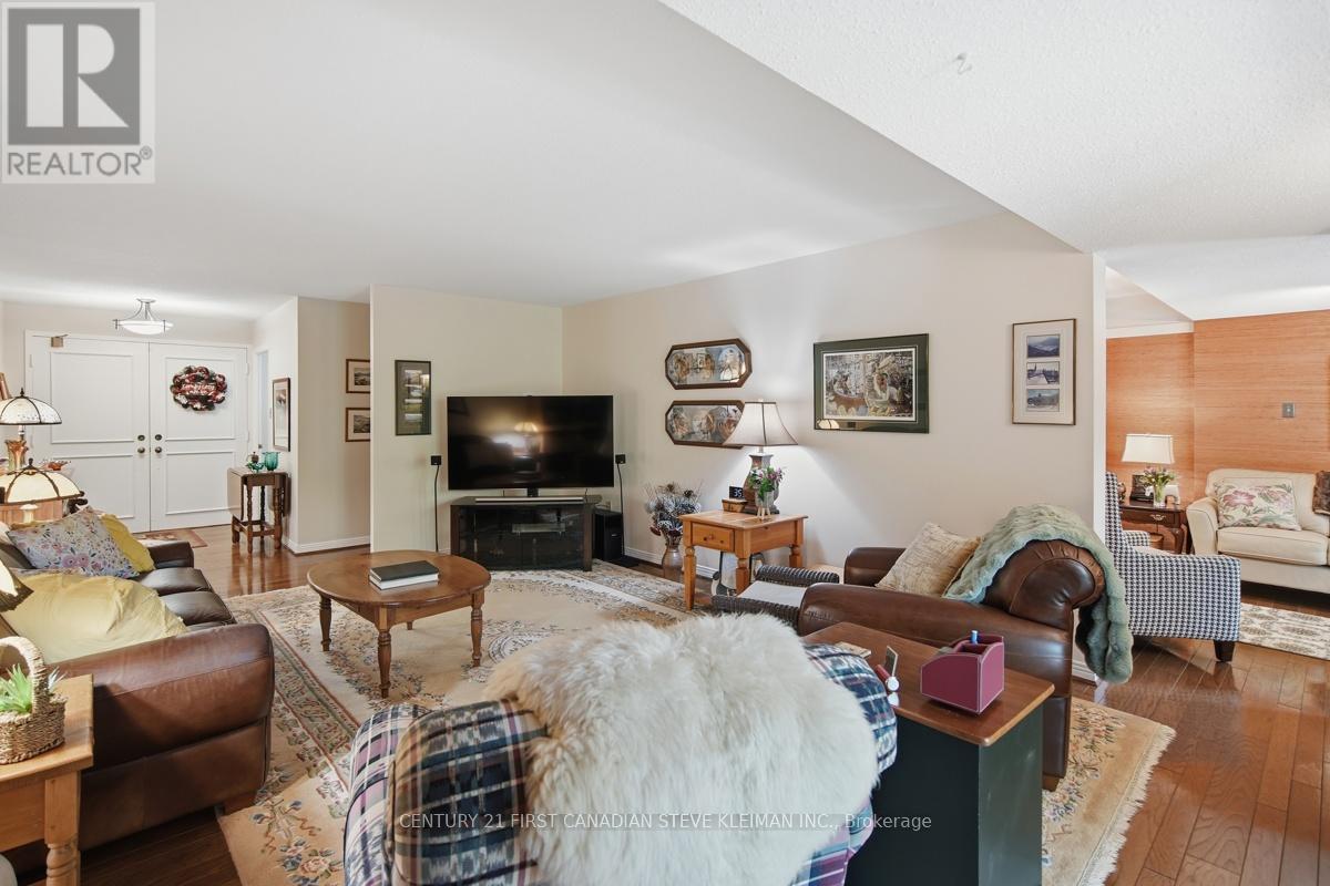 #309 693 WINDERMERE ROAD - Image 7