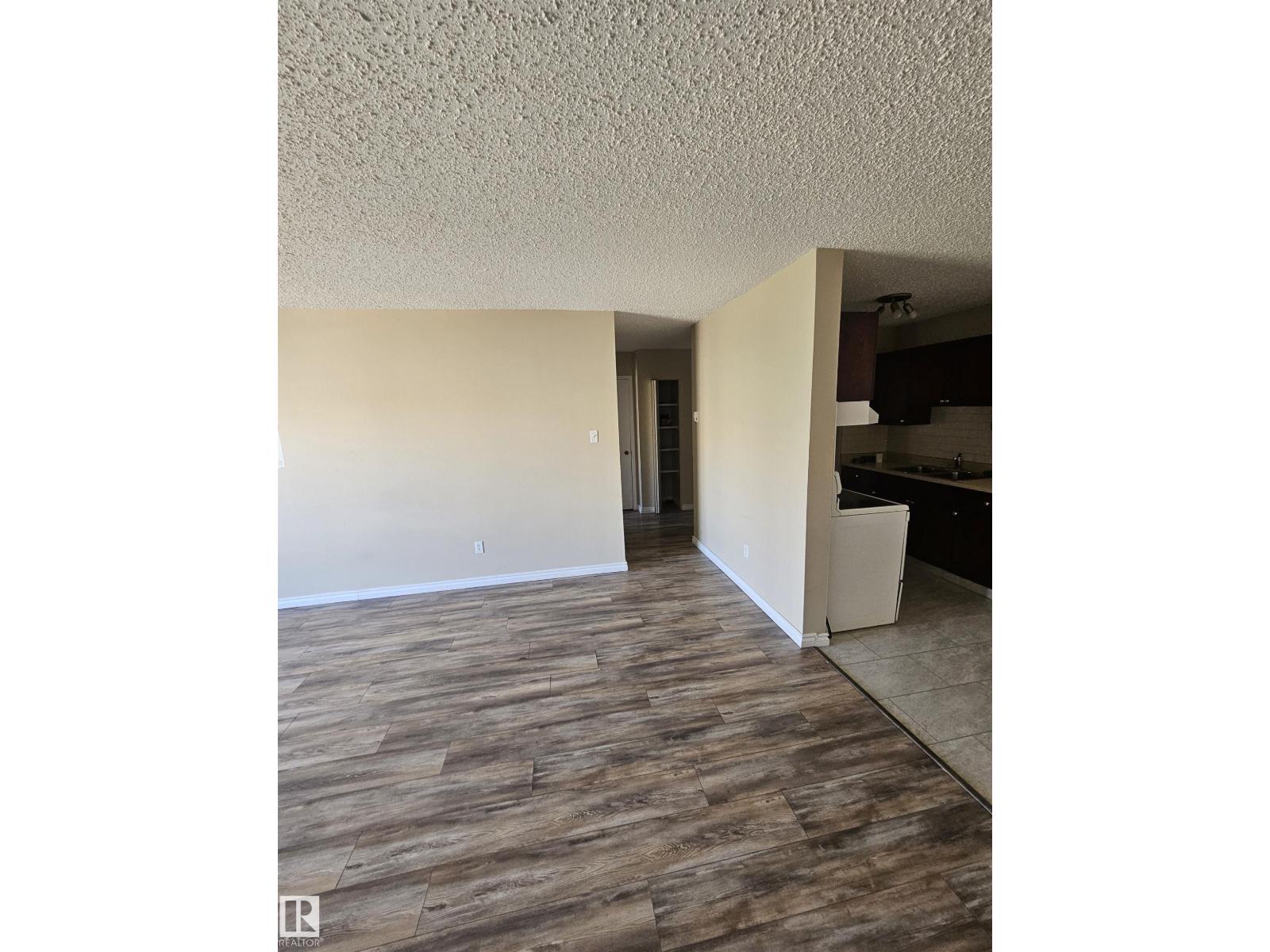 #301 10615 110 Street NW NW - 7