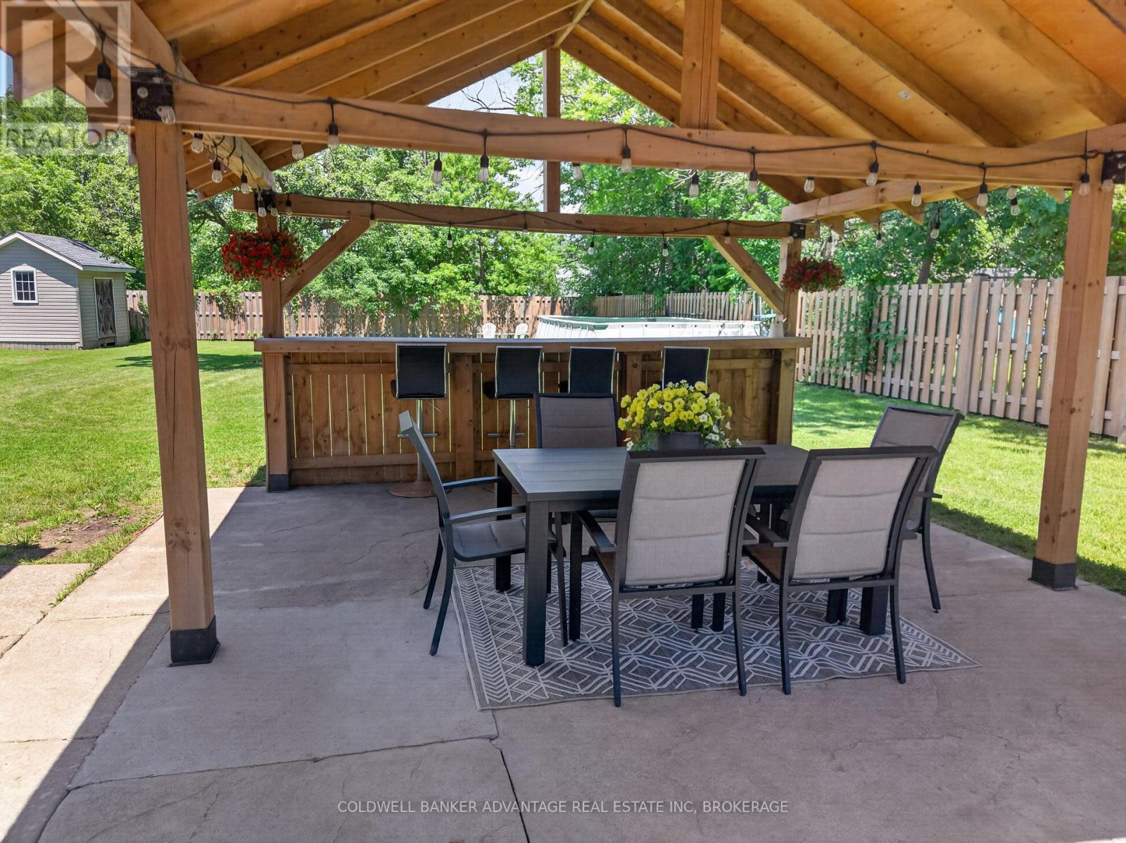 286 GILMORE ROAD E - 19