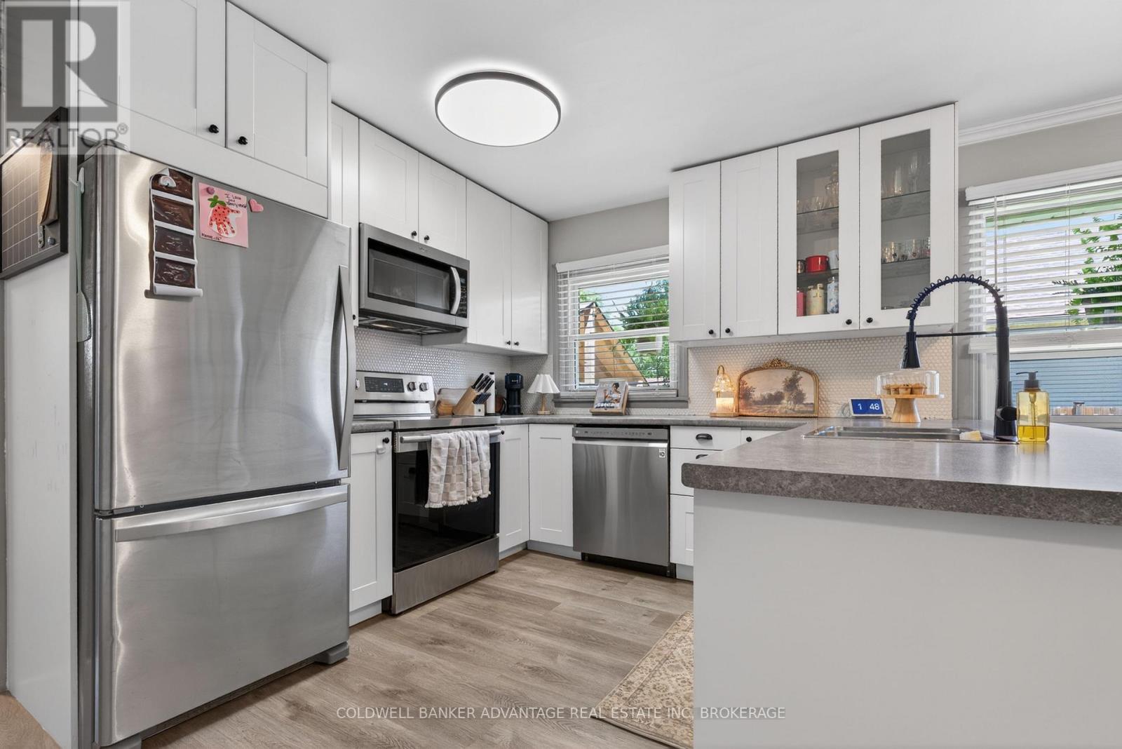 286 GILMORE ROAD E - 6