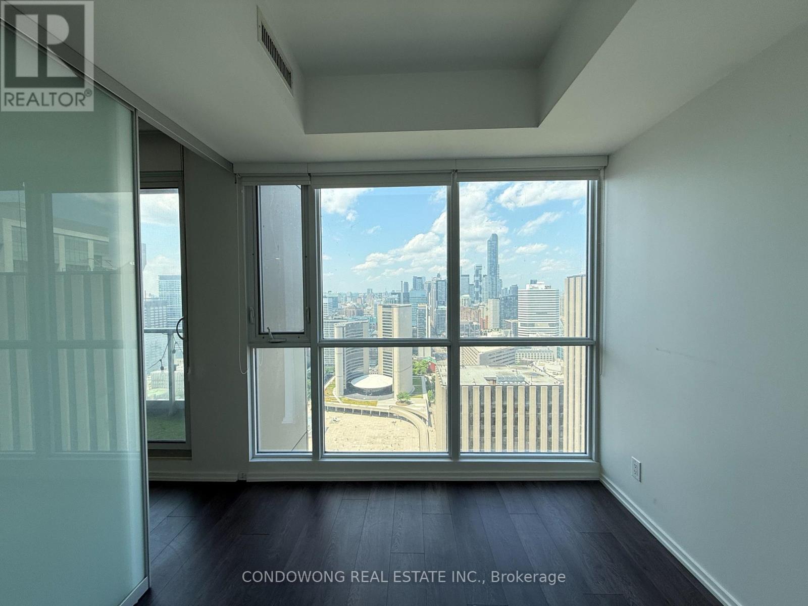 Floor To Ceiling Windows