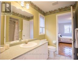 14 Montesano Crescent, Richmond Hill, ON L4B4M9 Photo 15