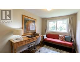 18 Jill's Court, Barrie, ON L4M4L7 Photo 15