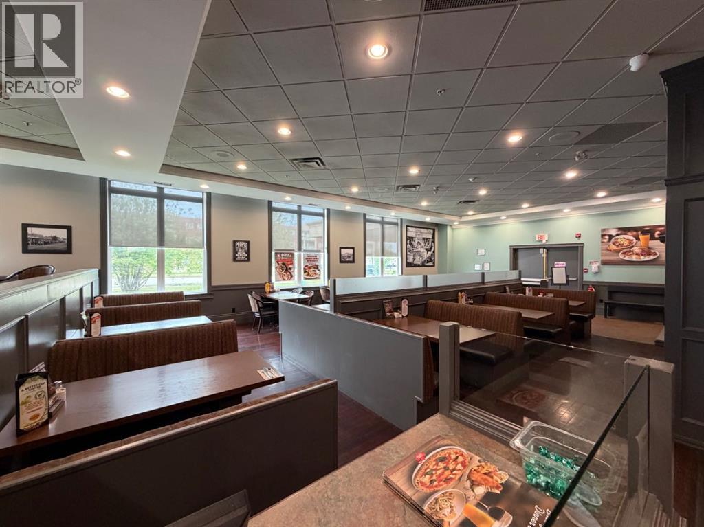 BUSINESS BUSINESS Avenue — photo 18