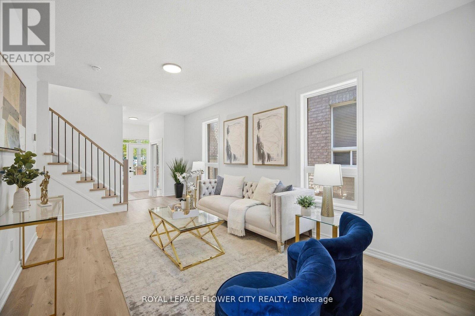 24 MARTREE CRESCENT - 10