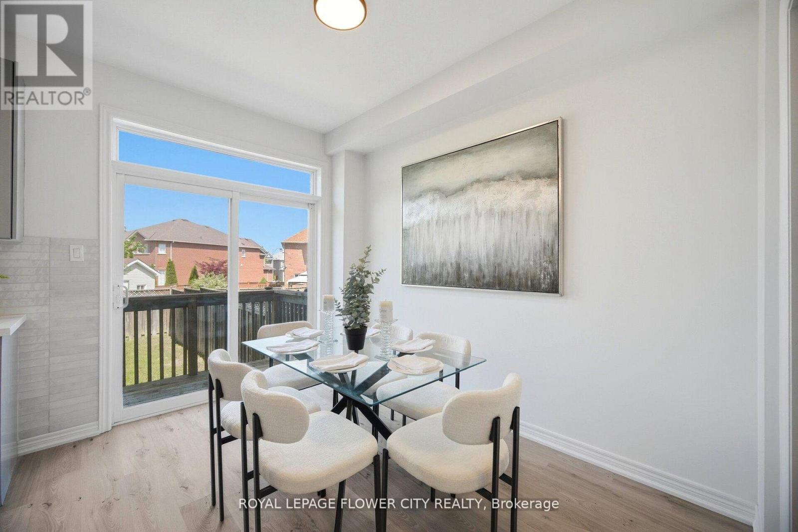 24 MARTREE CRESCENT - 14