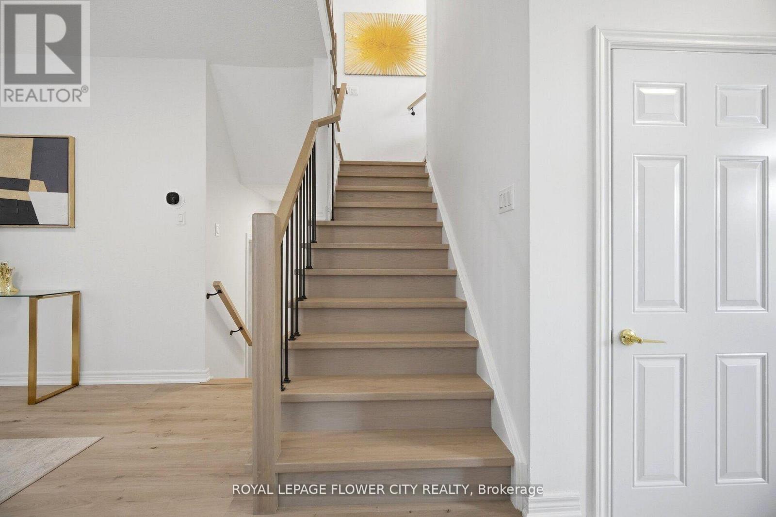 24 MARTREE CRESCENT - 17