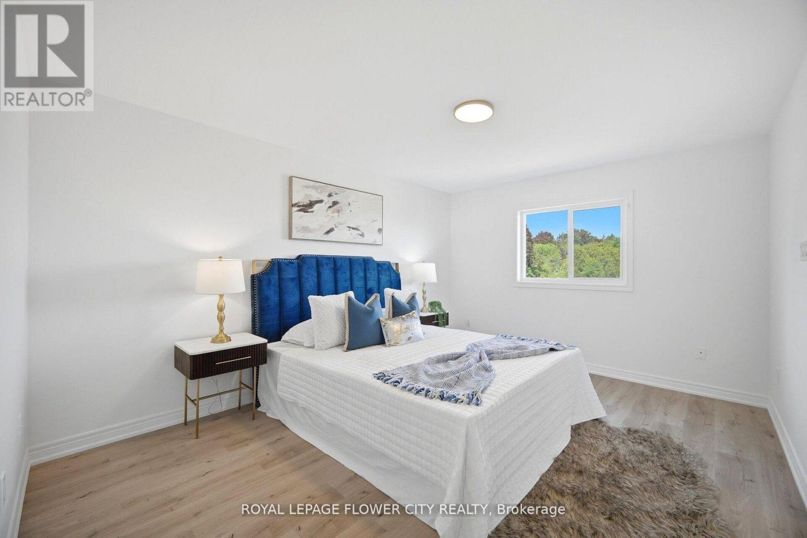 24 MARTREE CRESCENT - 18