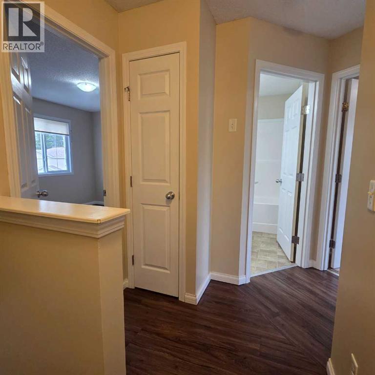 #4 624 41 Street - 14