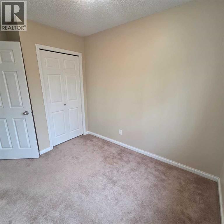 #4 624 41 Street - 23