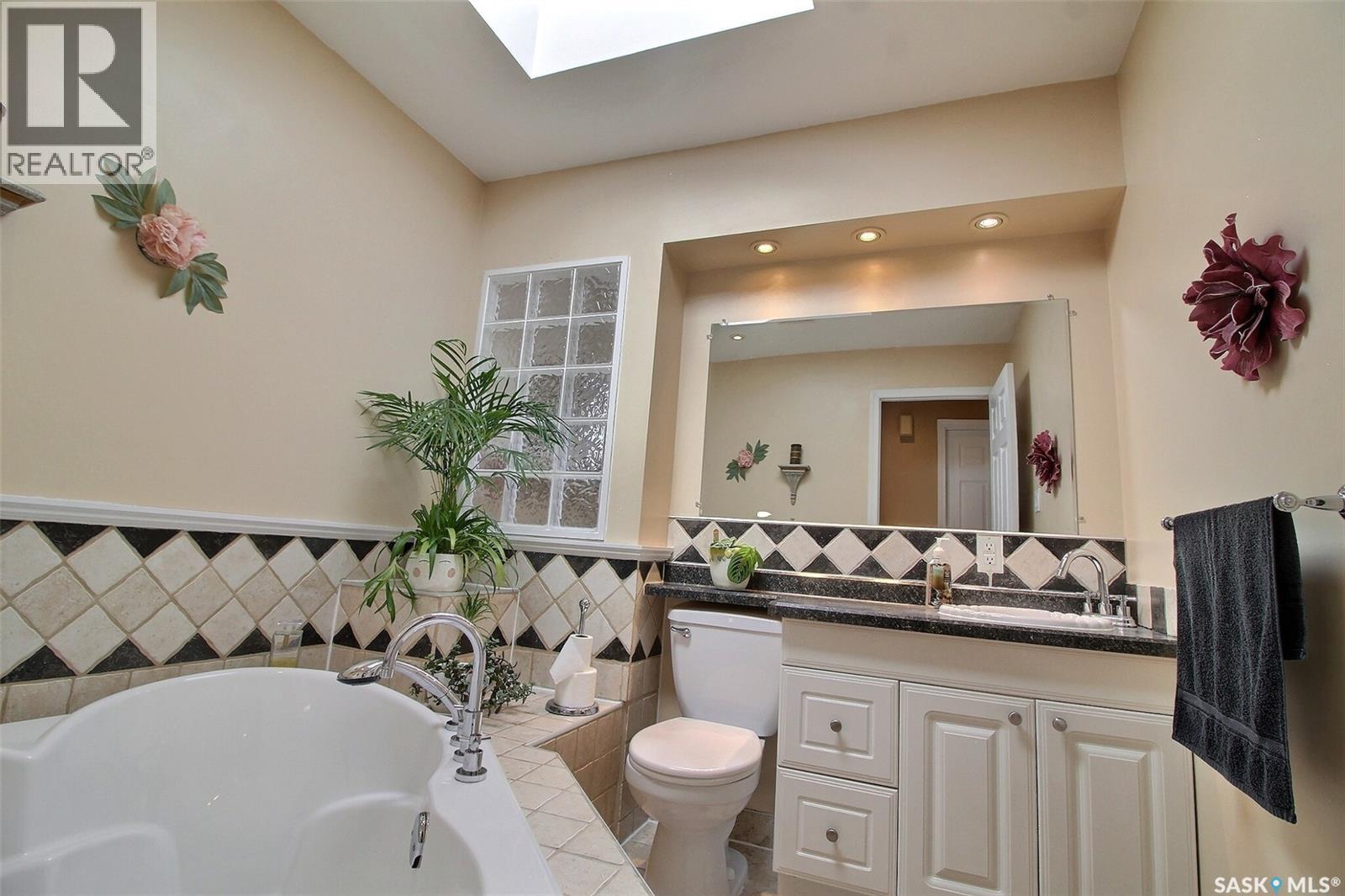 10 Pereverzoff PLACE — photo 36