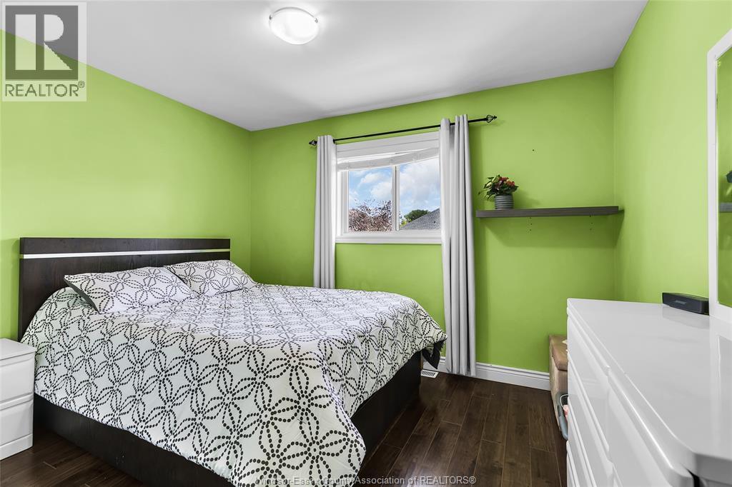 992 WHISTLER COURT - 15