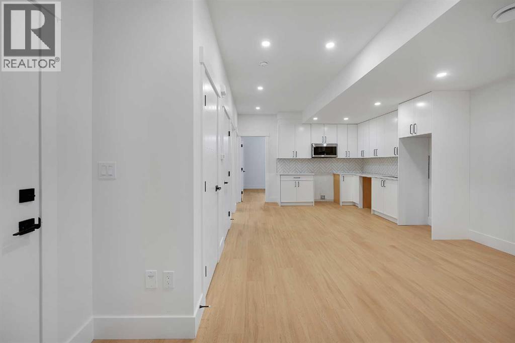 518 34A Street NW — photo 27