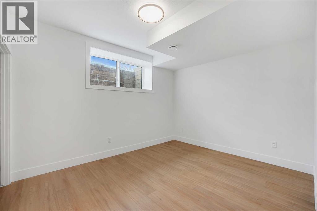 518 34A Street NW — photo 29