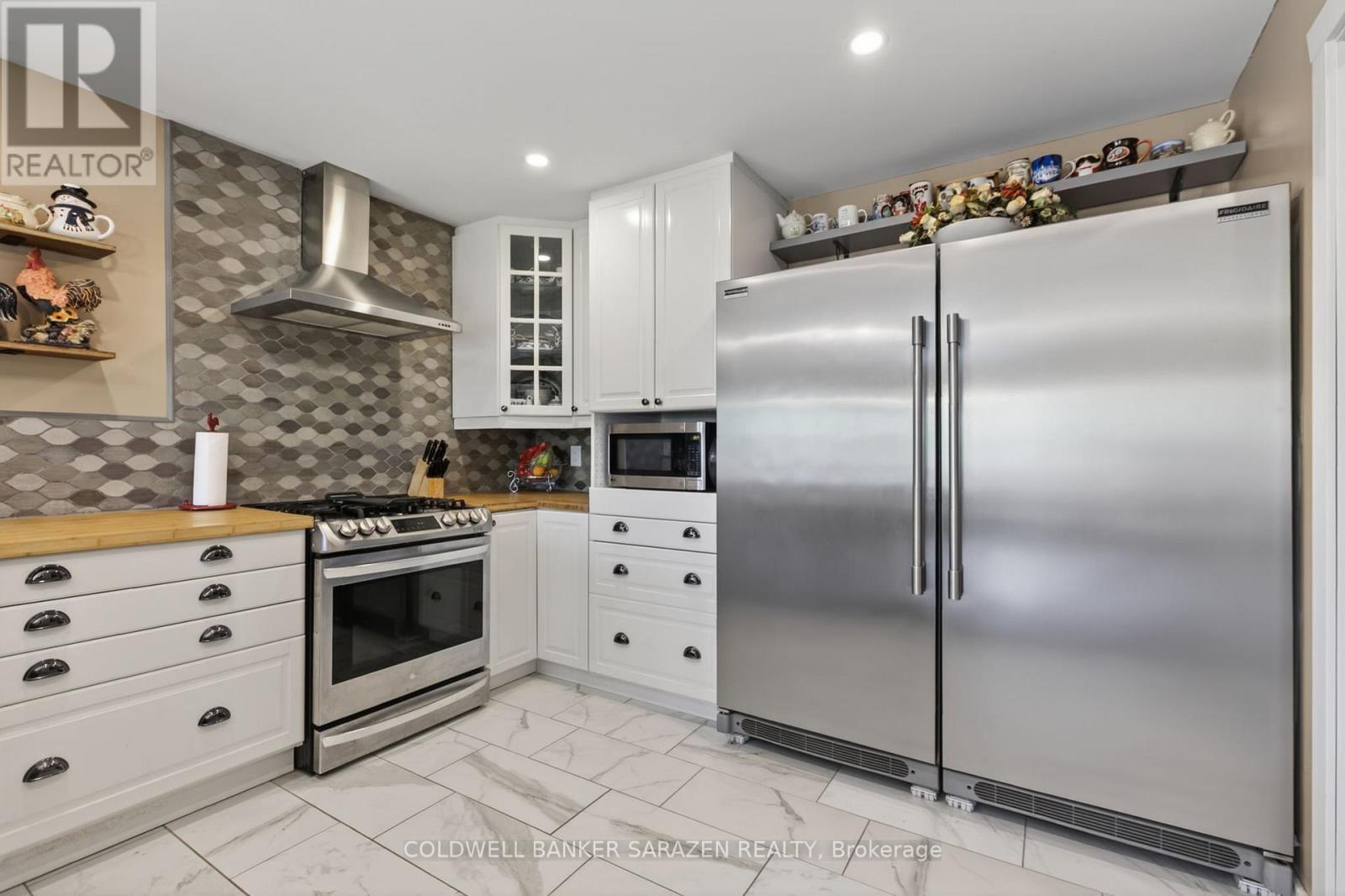 18454 DIVERSION ROAD - 17