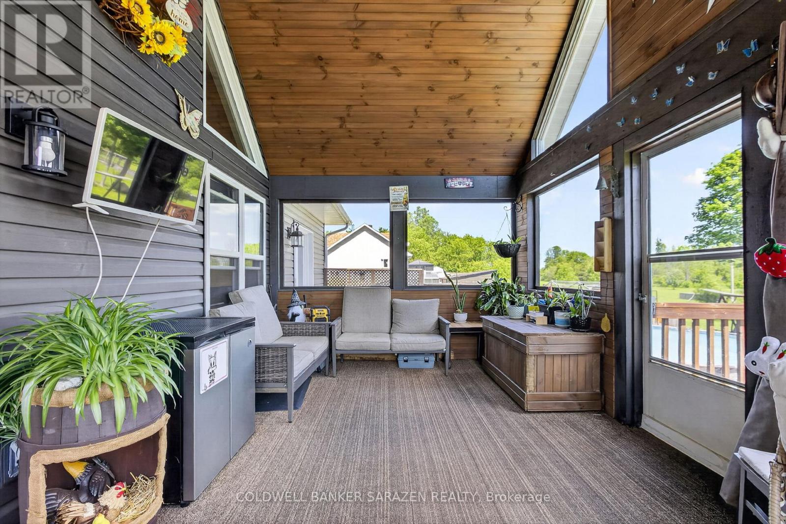 18454 DIVERSION ROAD - 20