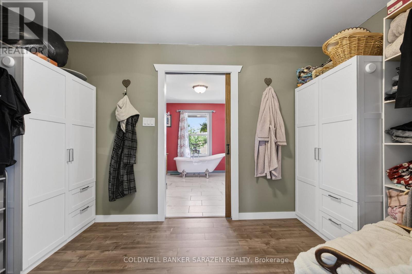 18454 DIVERSION ROAD - 25
