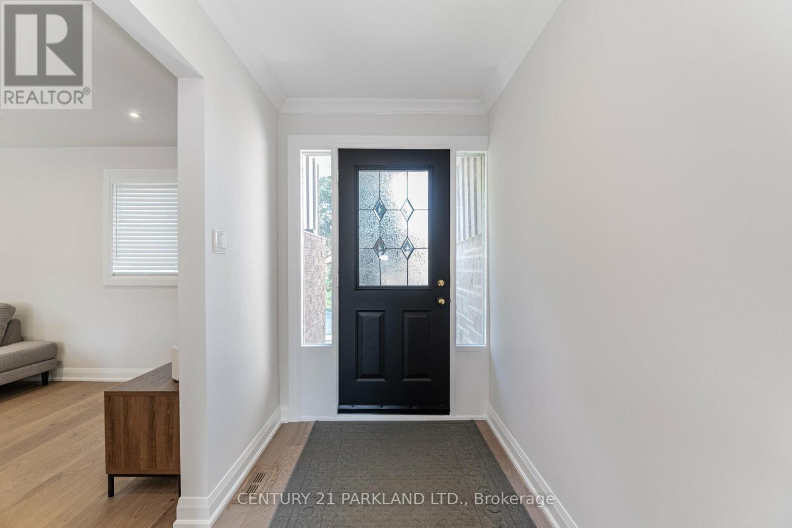 21 HEDA COURT - 3