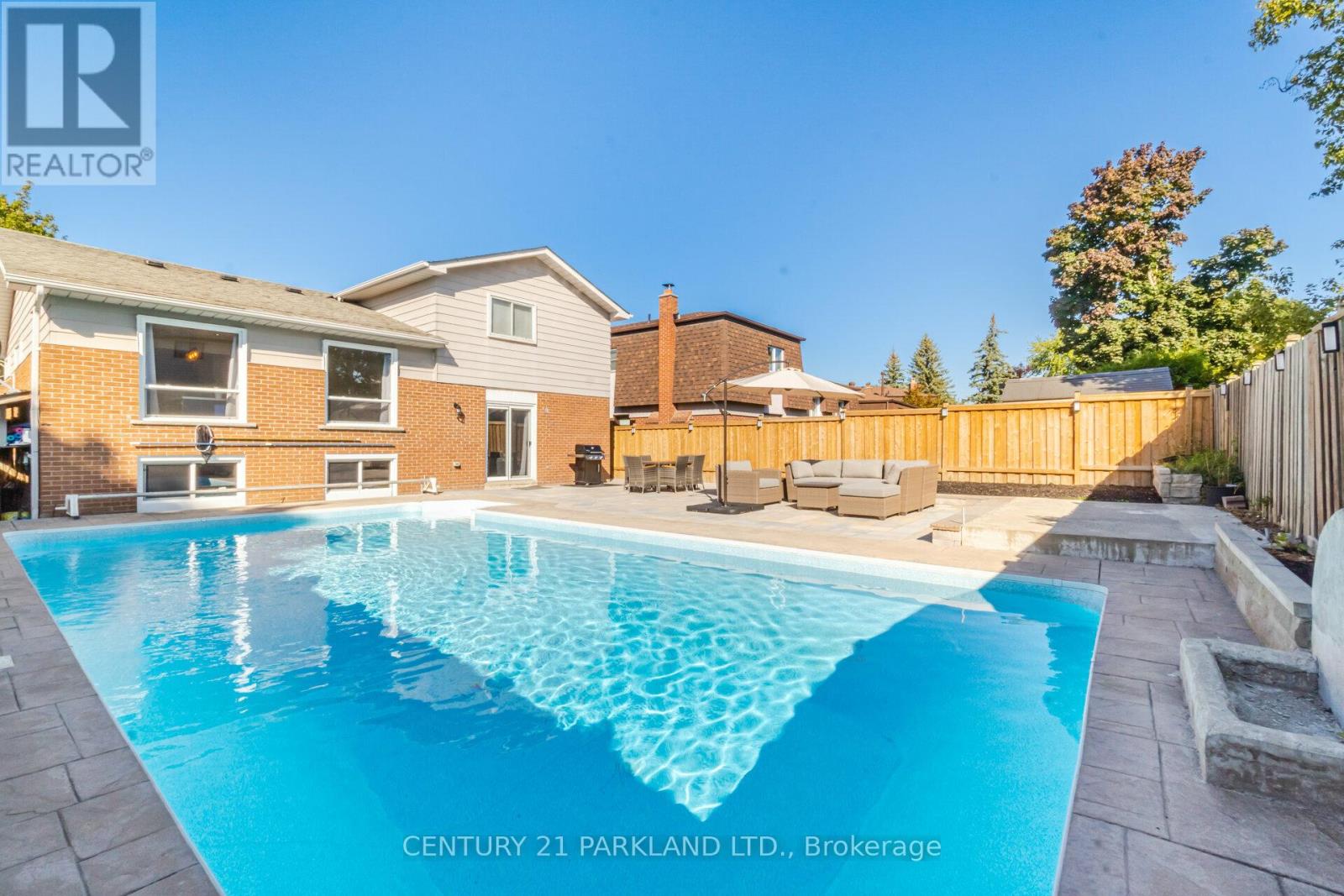 21 HEDA COURT - 42