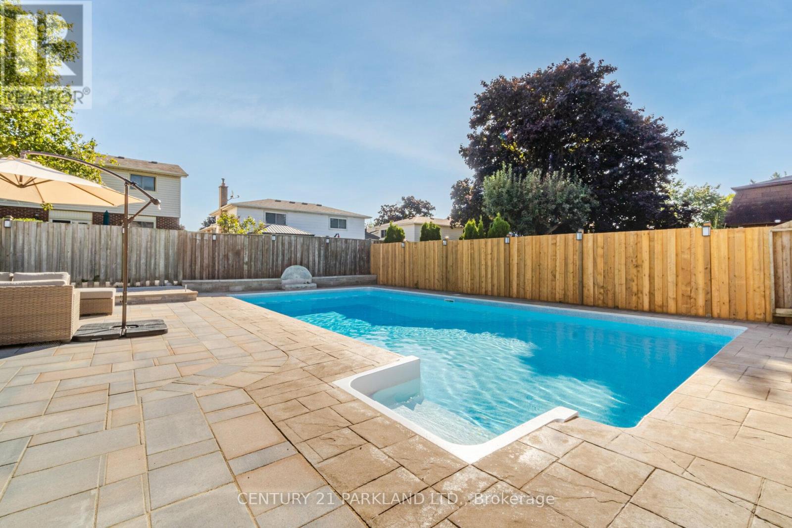 21 HEDA COURT - 43