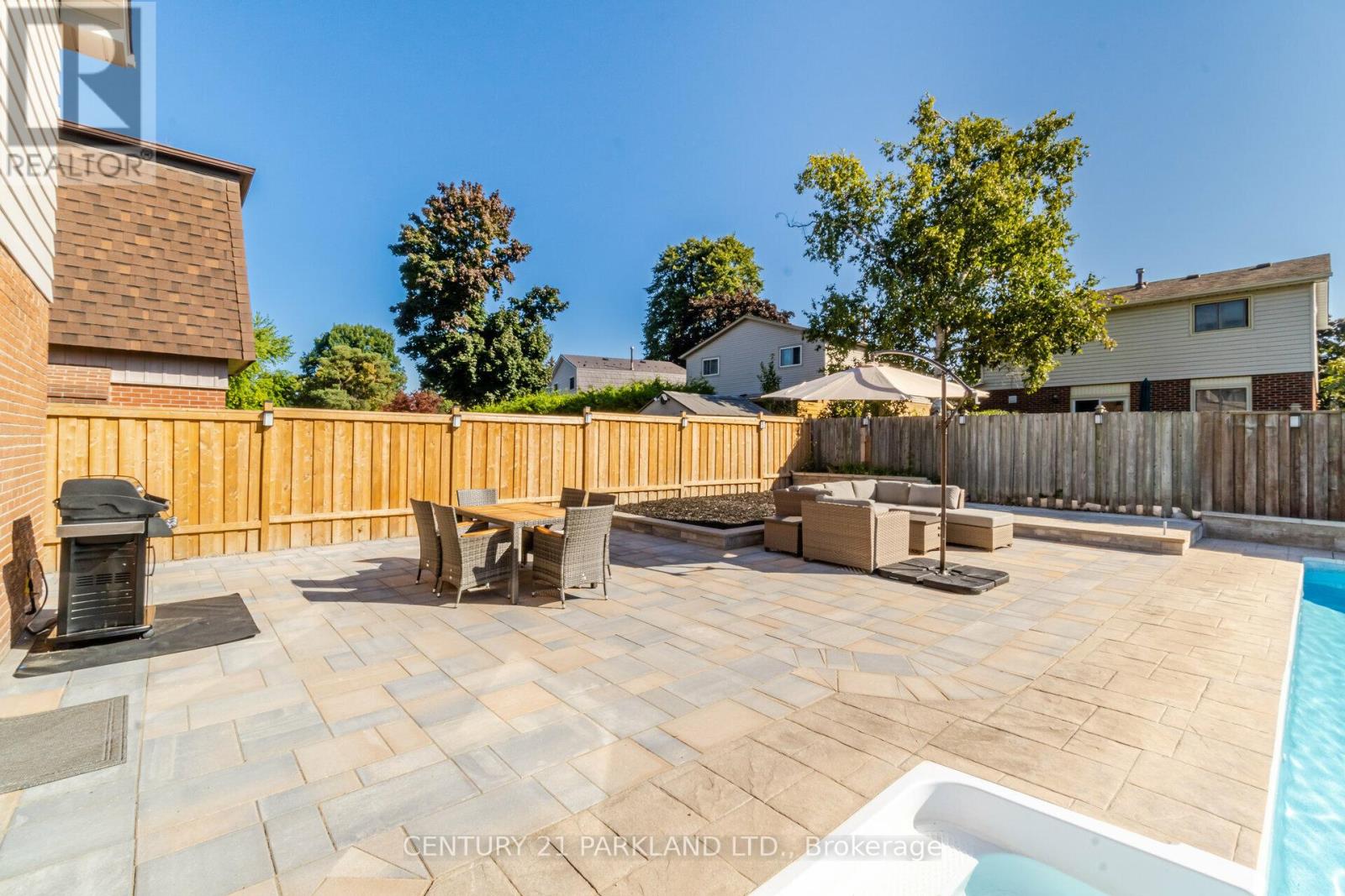 21 HEDA COURT - 45