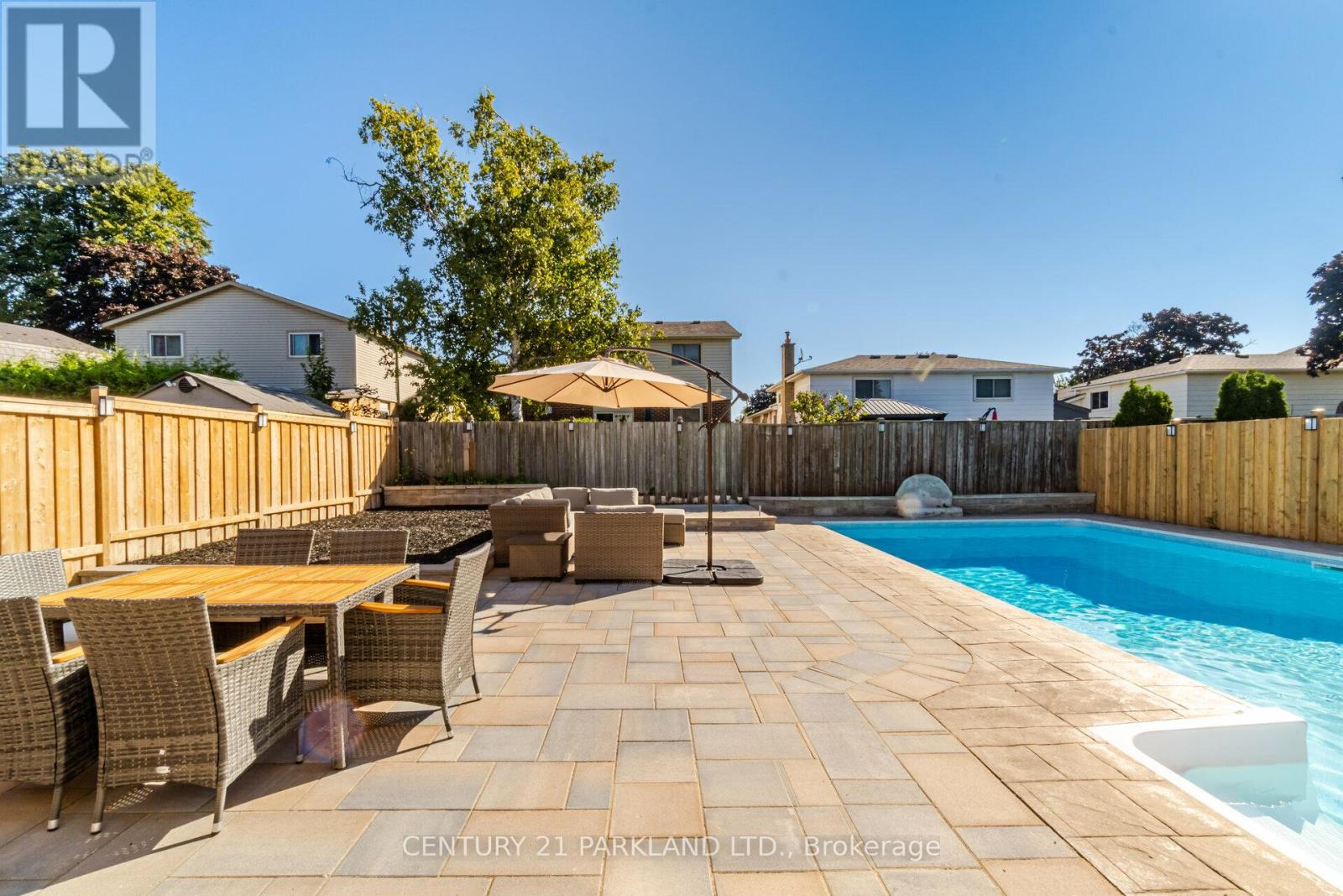 21 HEDA COURT - 46