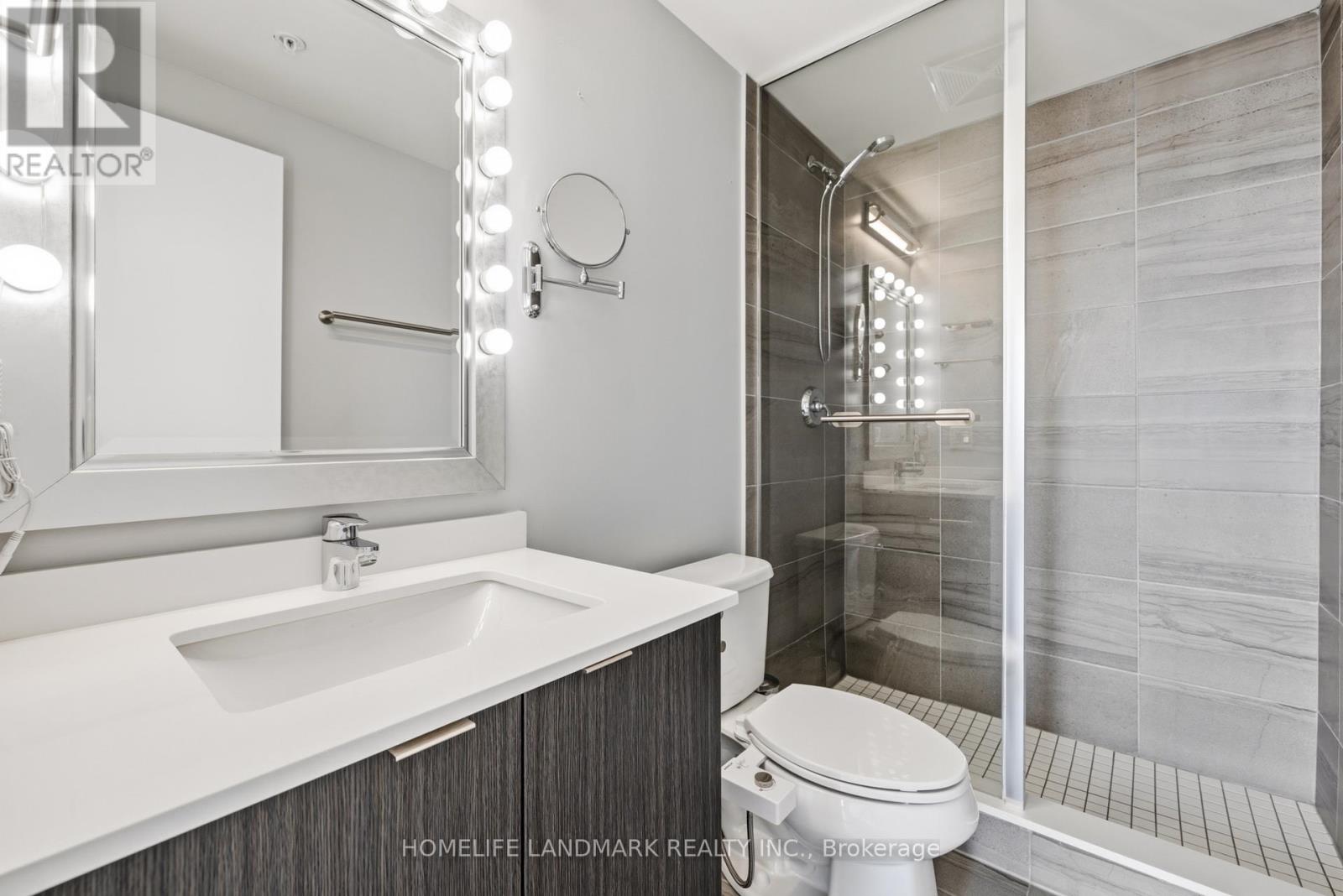 #307 3237 BAYVIEW AVENUE - 21