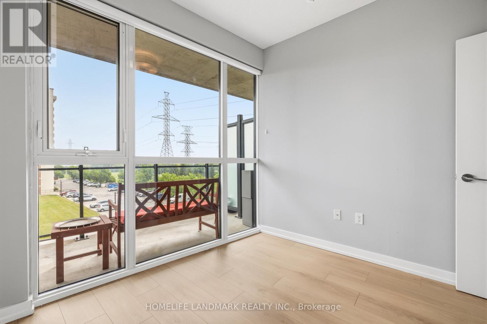 #307 3237 BAYVIEW AVENUE - 12