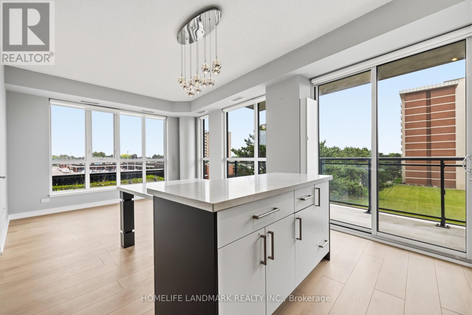 #307 3237 BAYVIEW AVENUE - 13