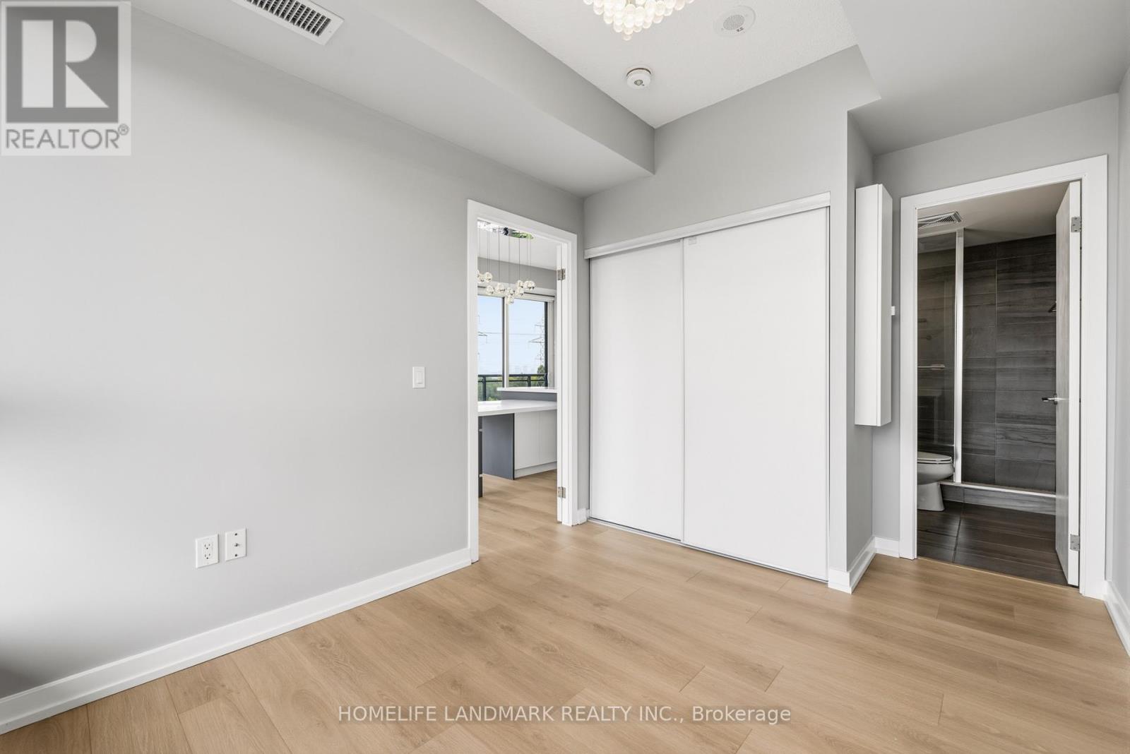 #307 3237 BAYVIEW AVENUE - 19