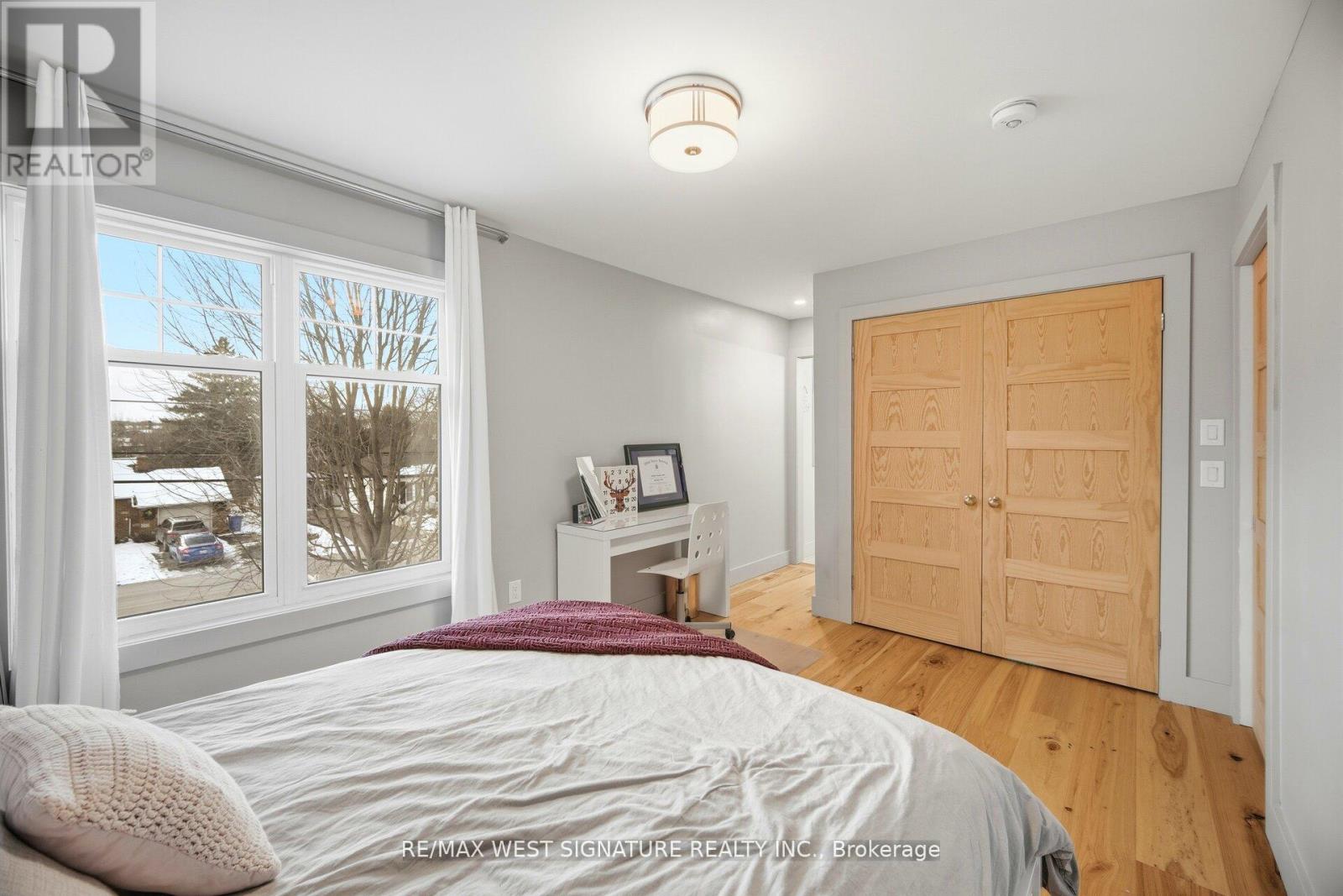 478 MAIN STREET - 21