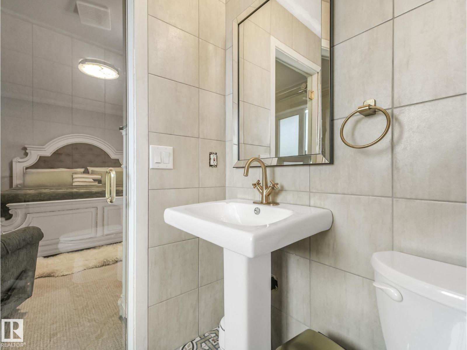 376 HOLLICK KENYON RD NW — photo 43