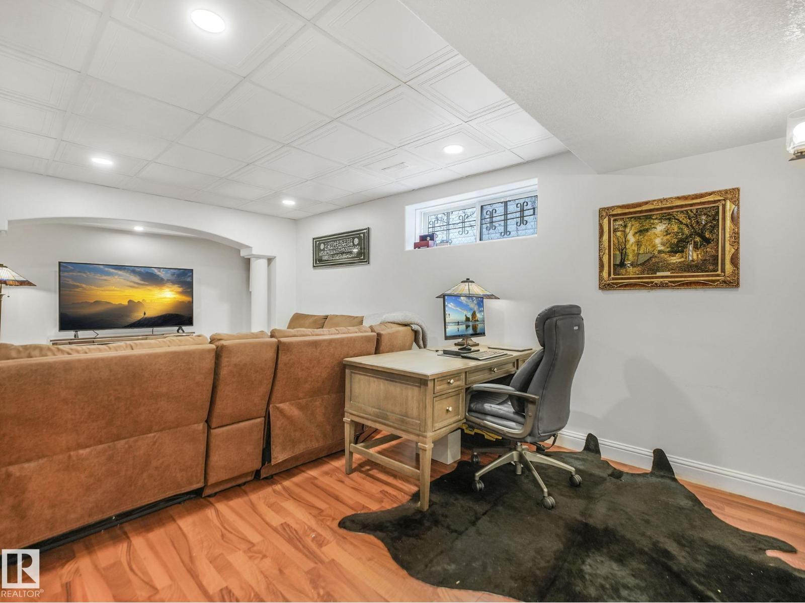376 HOLLICK KENYON RD NW — photo 45